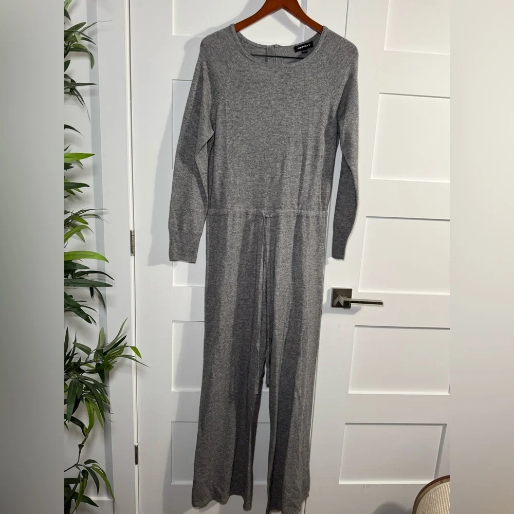 Cashmere and wool one piece - Picture 3 of 6